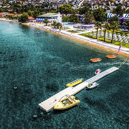 Club Blue White All Inclusive Turgutreis Esterno foto