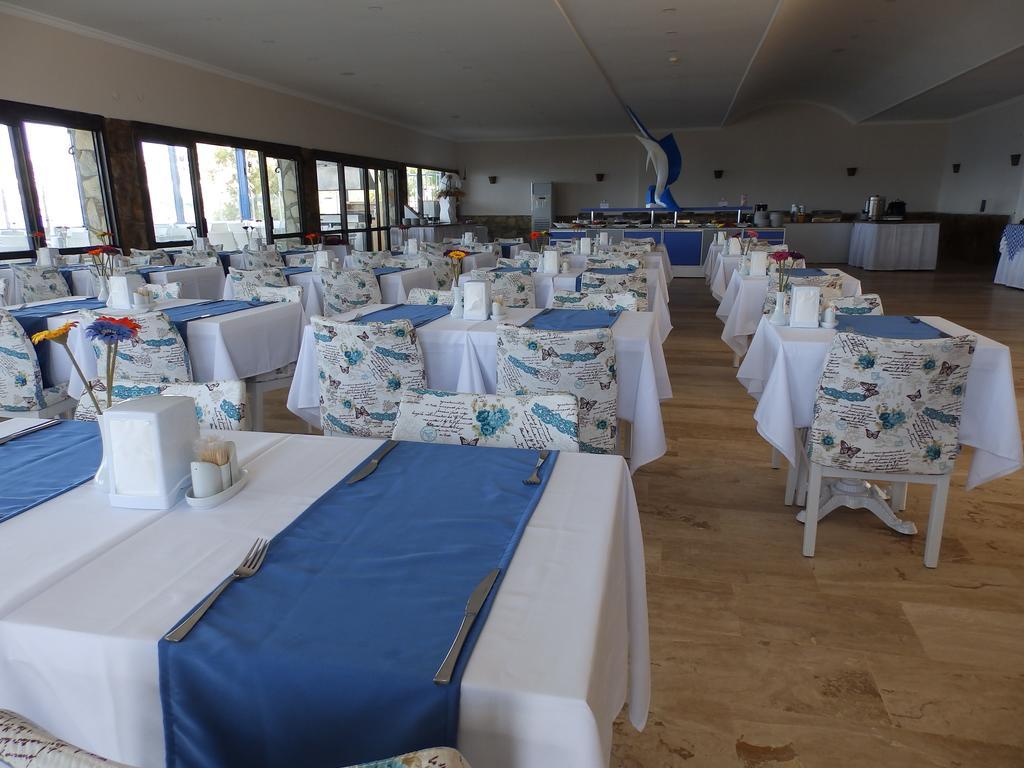 Club Blue White All Inclusive Turgutreis Esterno foto