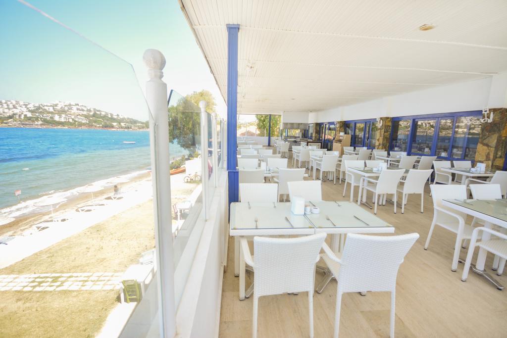 Club Blue White All Inclusive Turgutreis Esterno foto